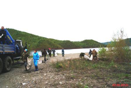Cубботник по очистке водоохраной зоны Зейского водохранилища Cубботник по очистке водоохраной зоны Зейского водохранилища